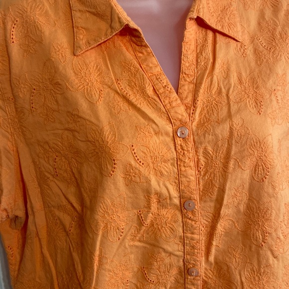 Christopher & Banks Top - Picture 4 of 5